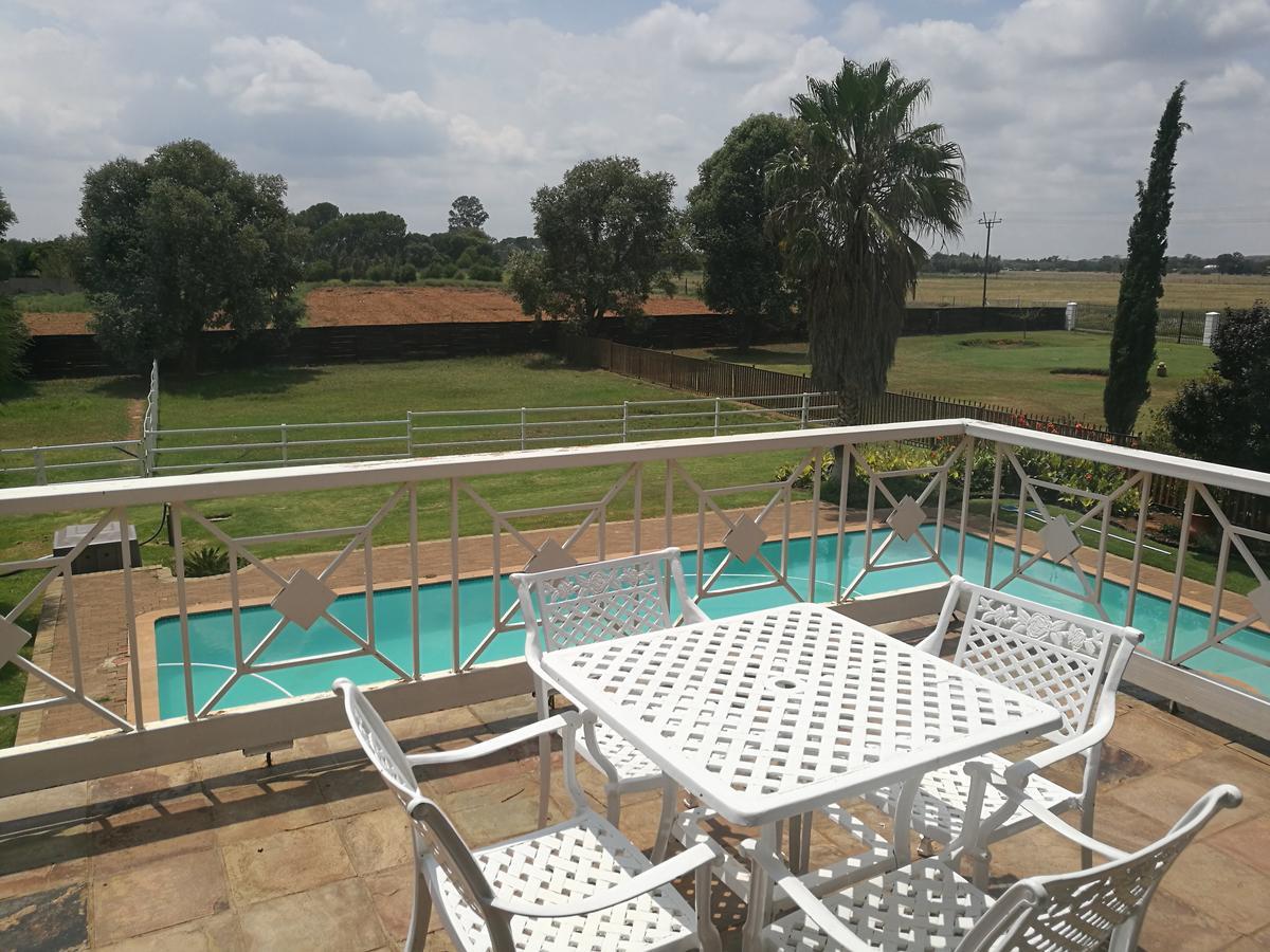 Krige Lodge B&B Bloemfontein Exterior photo