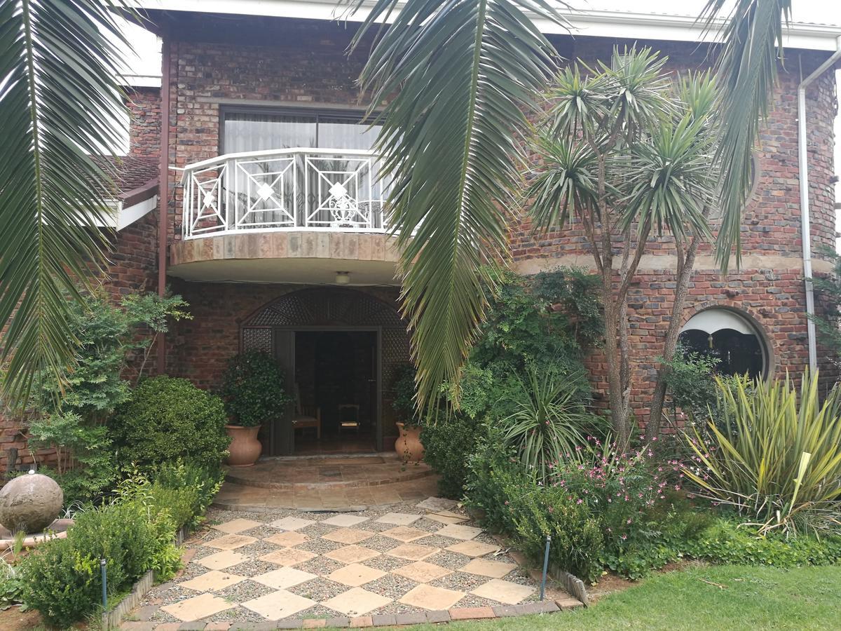 Krige Lodge B&B Bloemfontein Exterior photo